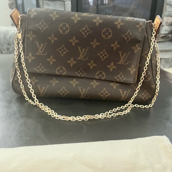 💯 Louis Vuitton purse BUNDLE like new with dust bag and teddy bear keychain - Picture 3 of 16